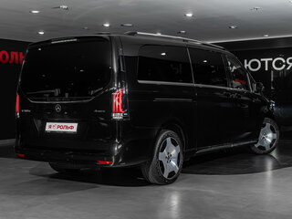 2026 Mercedes-Benz V-Класс Long 300 d длинный III (W447) Рестайлинг 2, чёрный, 14400000 рублей, вид 4
