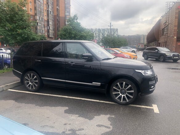 2015 Land Rover Range Rover Long IV, чёрный, 5800000 рублей - вид 2