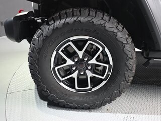 2026 Jeep Wrangler IV (JL) Рестайлинг, белый, 7997700 рублей, вид 5