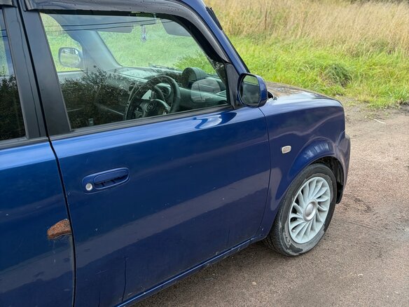 2002 Toyota bB I, синий - вид 6