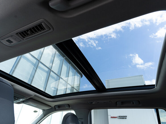 2025 Toyota Highlander IV (XU70), белый, 5560000 рублей - вид 17