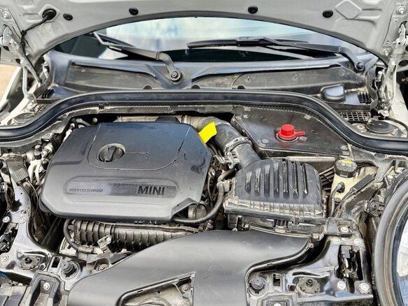 2019 Mini Hatch Cooper III (F55/F56) Рестайлинг, серебристый, 2600000 рублей - вид 28