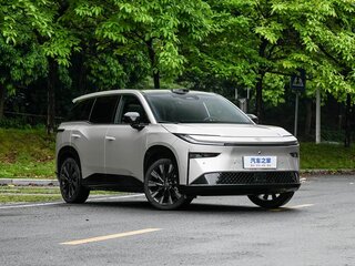 2026 Toyota bZ3X 58.3 kWh, серебристый, 2992000 рублей, вид 2