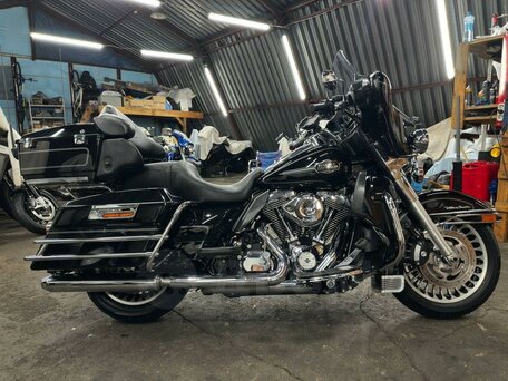 2013 Harley-Davidson Electra Glide, чёрный, 1050000 рублей, вид 3