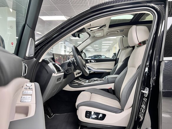 2025 BMW X7 40d I (G07) Рестайлинг, чёрный, 15499000 рублей - вид 14