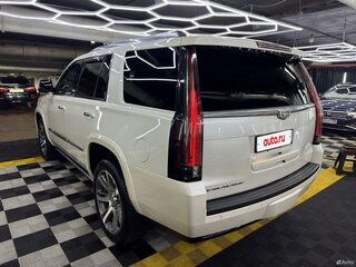 2015 Cadillac Escalade IV, белый, 3500000 рублей, вид 5