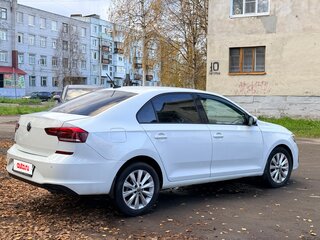 2021 Volkswagen Polo VI, белый, 950000 рублей, вид 4