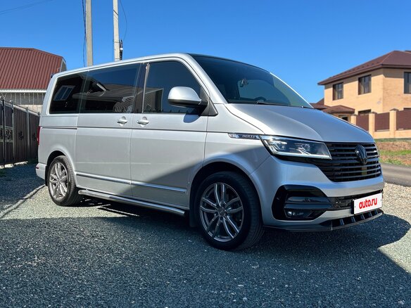 2011 Volkswagen Caravelle T5 Рестайлинг, серебристый, 2390000 рублей - вид 2