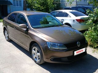 2013 Volkswagen Jetta VI, коричневый, 950000 рублей, вид 1