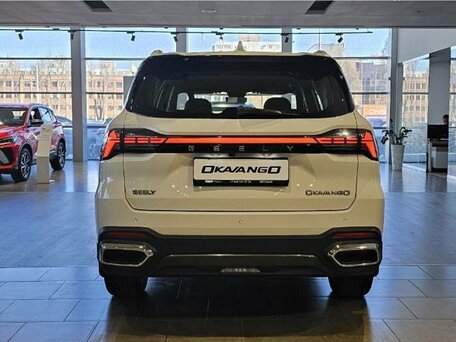 2026 Geely Okavango I Рестайлинг, белый, 3974891 рублей, вид 5