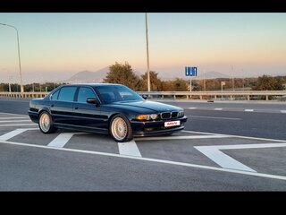 2001 BMW 7 серии Long 740Li III (E38) Рестайлинг, чёрный, 4567000 рублей, вид 3