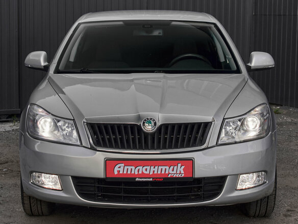 2012 Skoda Octavia II (A5) Рестайлинг, серый - вид 2