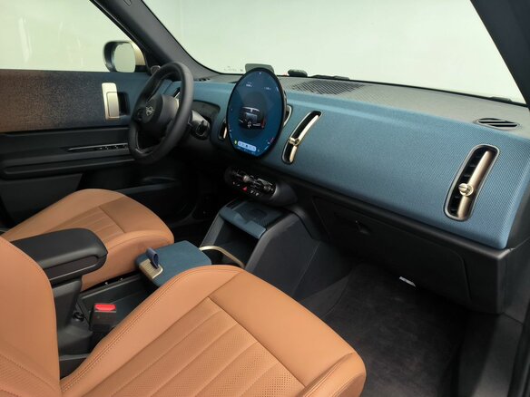 2025 Mini Countryman S III, зелёный, 6250000 рублей - вид 8