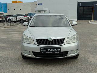 2011 Skoda Octavia II (A5) Рестайлинг, серебристый, 575000 рублей, вид 2