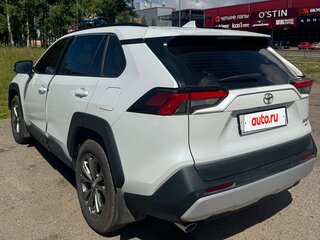 2024 Toyota RAV4 V (XA50), белый, 3950000 рублей, вид 4