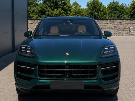2026 Porsche Cayenne GTS III Рестайлинг, зелёный, 23100000 рублей, вид 4