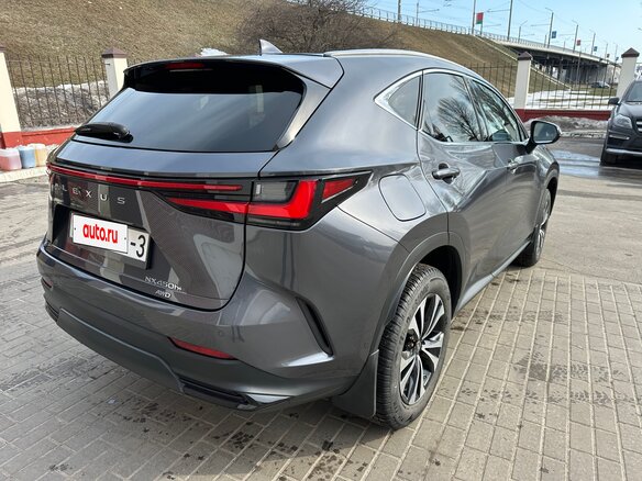 2023 Lexus NX 450h+ II, серый, 4084000 рублей - вид 5