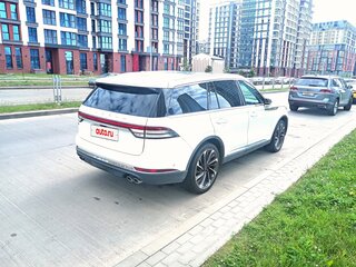 2020 Lincoln Aviator II, белый, 2785000 рублей, вид 3