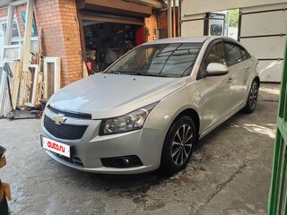 2012 Chevrolet Cruze I, серебристый, 825000 рублей, вид 1