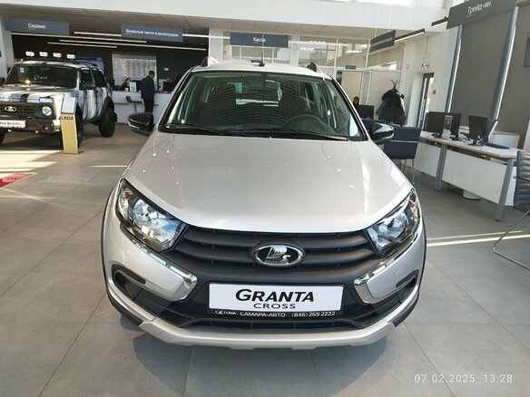 2026 Lada (ВАЗ) Granta Cross I Рестайлинг, серебристый - вид 1