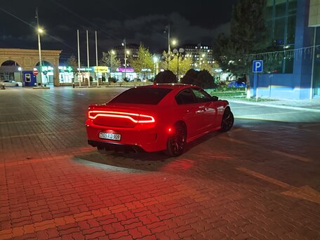 2019 Dodge Charger R__T VII (LD) Рестайлинг, красный, 2090000 рублей, вид 2