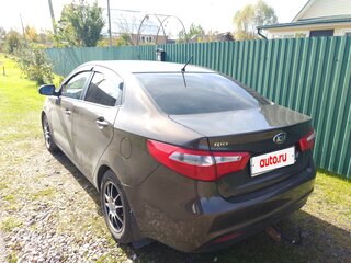 2014 Kia Rio III, коричневый, 800000 рублей, вид 3