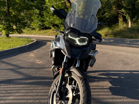2019 BMW F 750 GS, серый, 950000 рублей, вид 2