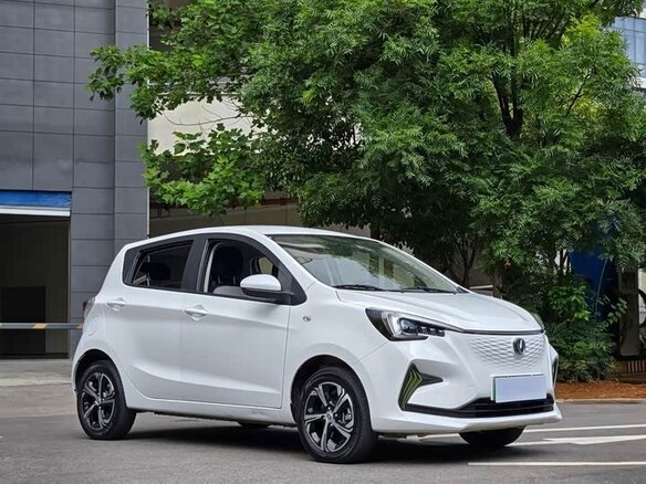 2022 Changan Benben E-Star 32 kWh, белый