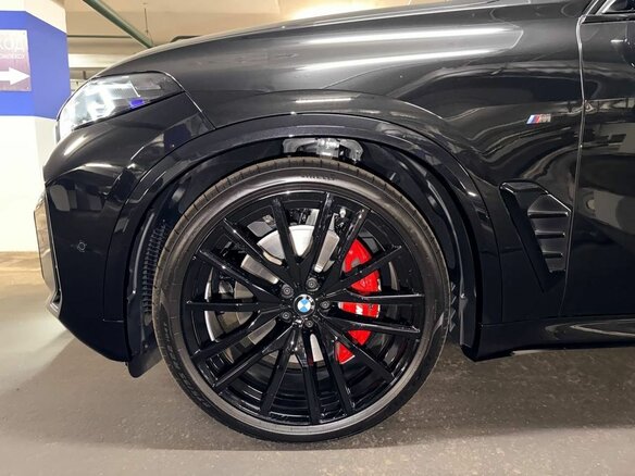 2026 BMW X5 40i IV (G05/G18) Рестайлинг, чёрный - вид 1