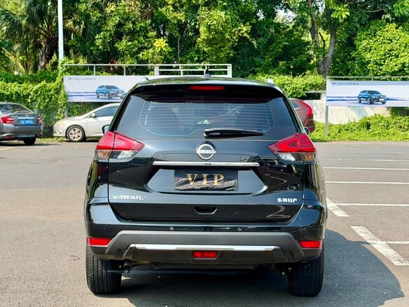 2026 Nissan X-Trail III Рестайлинг 2, чёрный, 2000000 рублей - вид 4