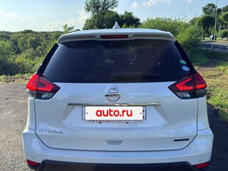 2017 Nissan X-Trail III Рестайлинг, белый, 2000000 рублей, вид 2