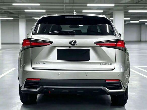 2021 Lexus NX 200 II, серебристый, 3199900 рублей - вид 4