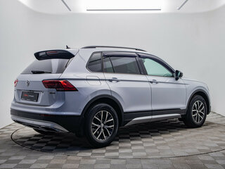 2019 Volkswagen Tiguan II, серебристый, 2124000 рублей, вид 5