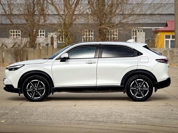 2023 Honda Vezel II, белый, 2015000 рублей - вид 7