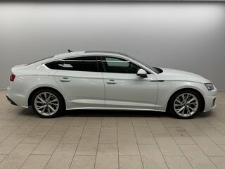 2020 Audi A5 Sportback 45 TFSI II (F5) Рестайлинг, белый, 3496000 рублей, вид 3