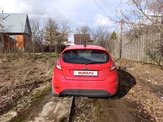 2019 Ford Fiesta Mk6 Рестайлинг, красный, 950000 рублей, вид 3