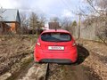 2019 Ford Fiesta Mk6 Рестайлинг, красный, 950000 рублей - вид 2