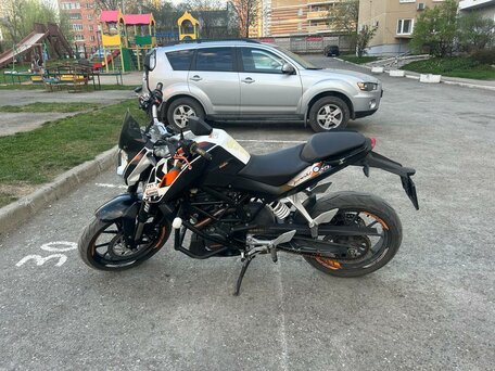 2014 KTM 200 Duke, белый, 230000 рублей, вид 1