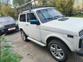 2003 Lada (ВАЗ) 2121 (4x4) I Рестайлинг, белый, 210000 рублей - вид 2