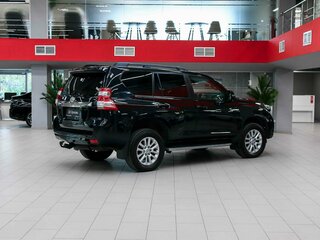 2014 Toyota Land Cruiser Prado 150 Series Рестайлинг 1, серый, 2890000 рублей, вид 2