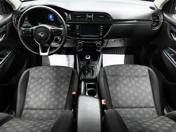 2017 Kia Rio IV, бежевый, 1200000 рублей - вид 9