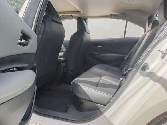 2026 Toyota Corolla XII (E210) Рестайлинг 2, белый, 2150002 рублей - вид 9