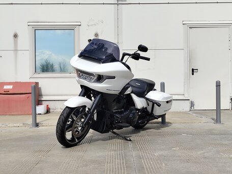 2025 Harley-Davidson Road Glide, белый, 2299000 рублей, вид 4
