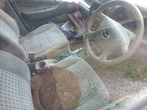 2000 Mazda Demio I (DW), чёрный, 100000 рублей - вид 5