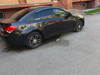 2011 Chevrolet Cruze I, чёрный, 550000 рублей, вид 2
