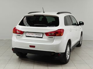 2012 Mitsubishi ASX I, белый, 1055000 рублей, вид 5