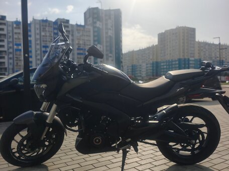2023 Bajaj Dominar 400, чёрный, 390000 рублей, вид 3