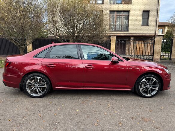 2019 Audi A4 V (B9), красный, 3080000 рублей - вид 5