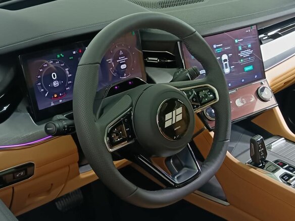 2026 Lynk & Co 09 MHEV, чёрный, 6580000 рублей - вид 13