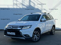 2017 Mitsubishi Outlander III Рестайлинг 2, белый, 1790000 рублей
